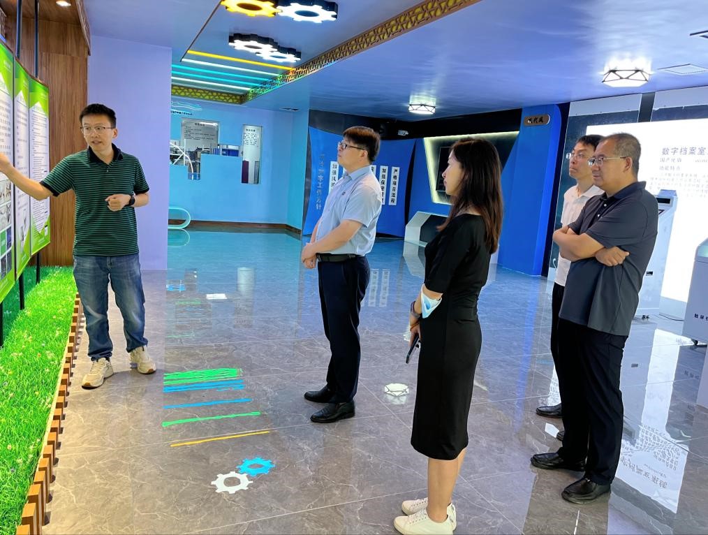 校史馆走访校友企业，探索数字文创软件开发新路径